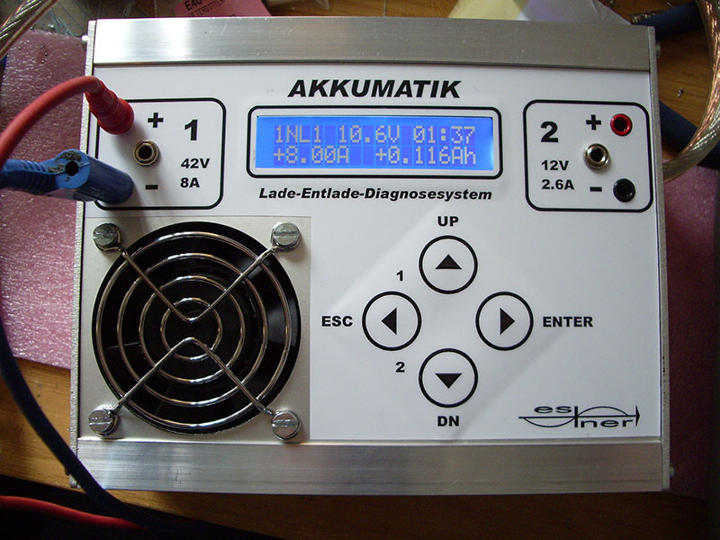 Picture: Akkumatik charger
