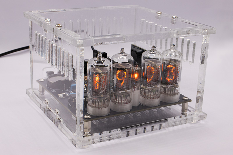 Bild: Acrylglasgeh&auml;use der Z5700M / Z570M Nixie-Uhr